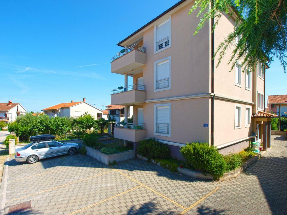 Apartments Majda 1932 Фажана Экстерьер фото